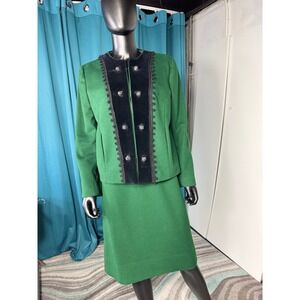 Vintage Wool Skirt Suit‎ Green Velvet Trim Cropped Jacket Set 16